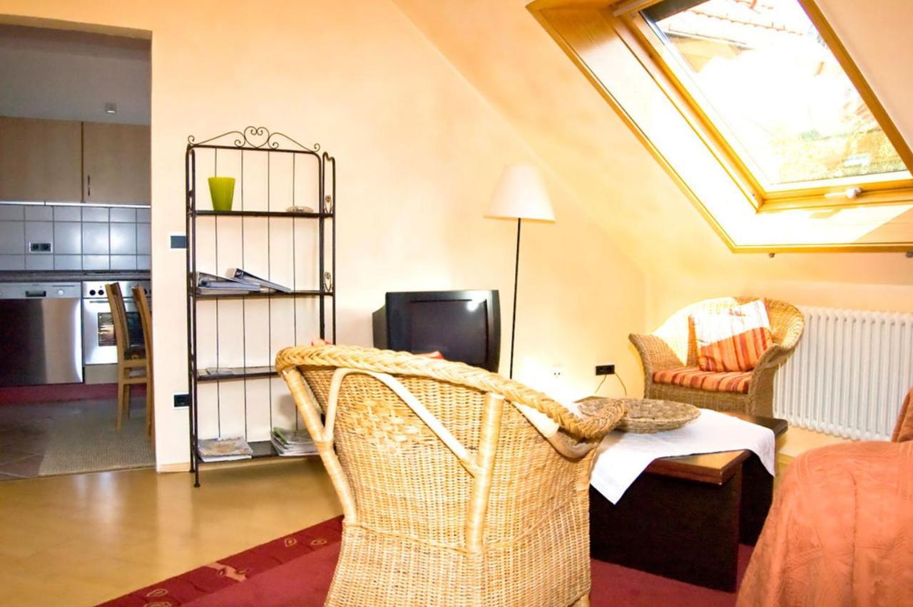 Schnurrenhof Apartment Seebach Bagian luar foto
